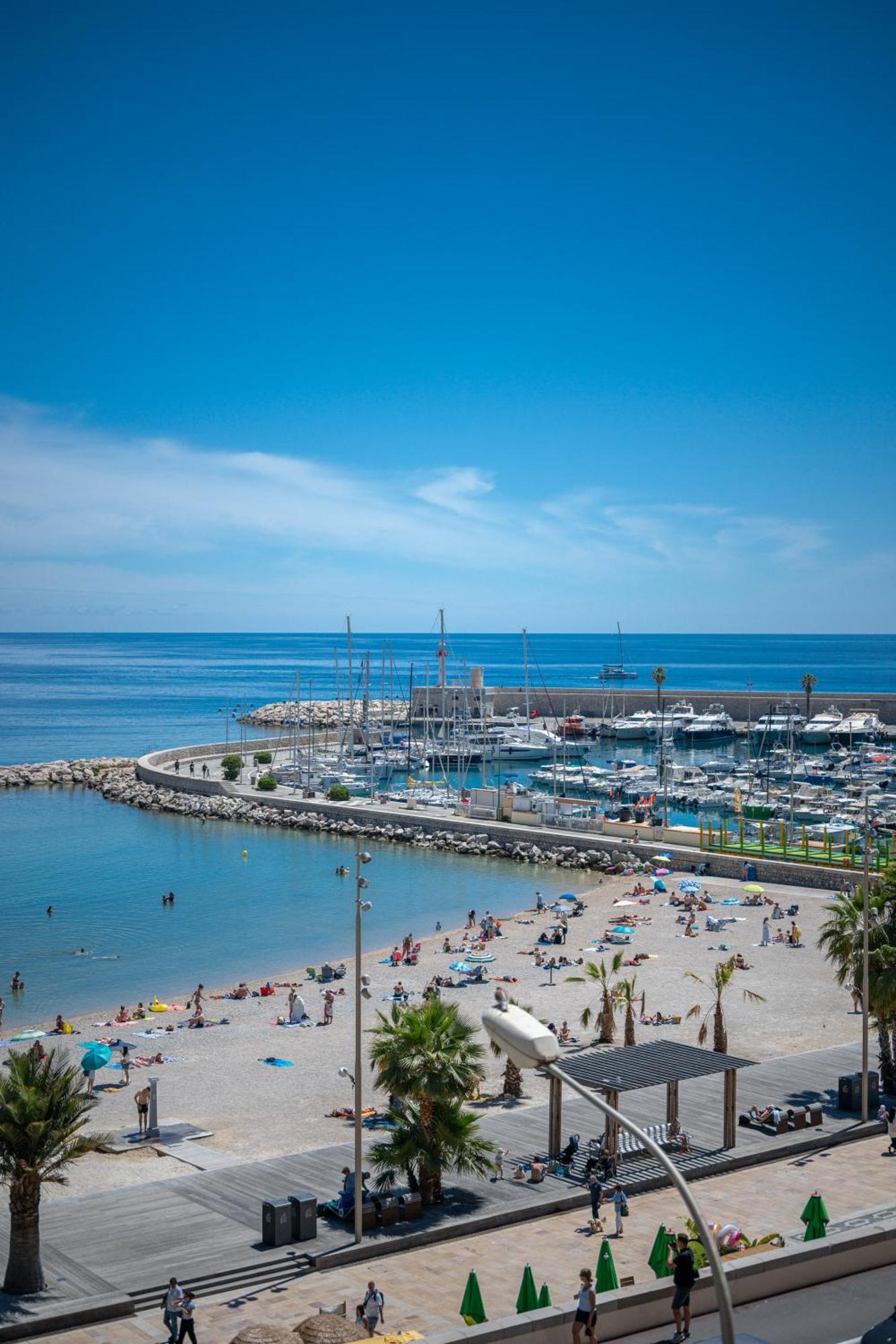 Les Sablettes - Bord De Mer - Vieille Ville - Parking Prive マントン エクステリア 写真